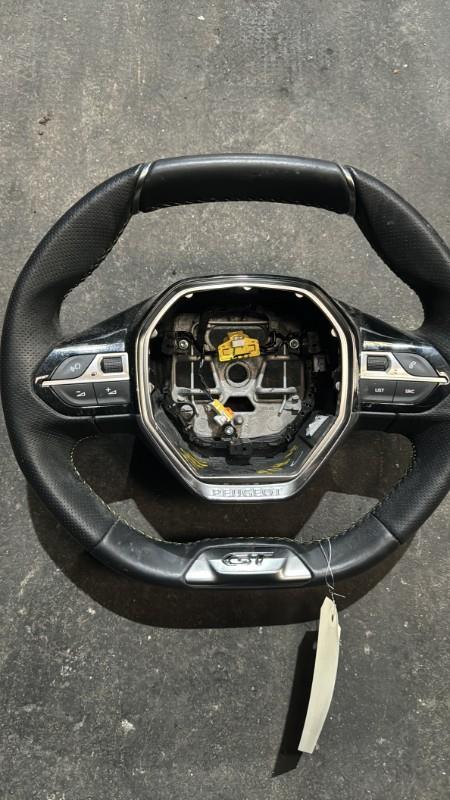 Volant PEUGEOT 208 2 Essence - 1