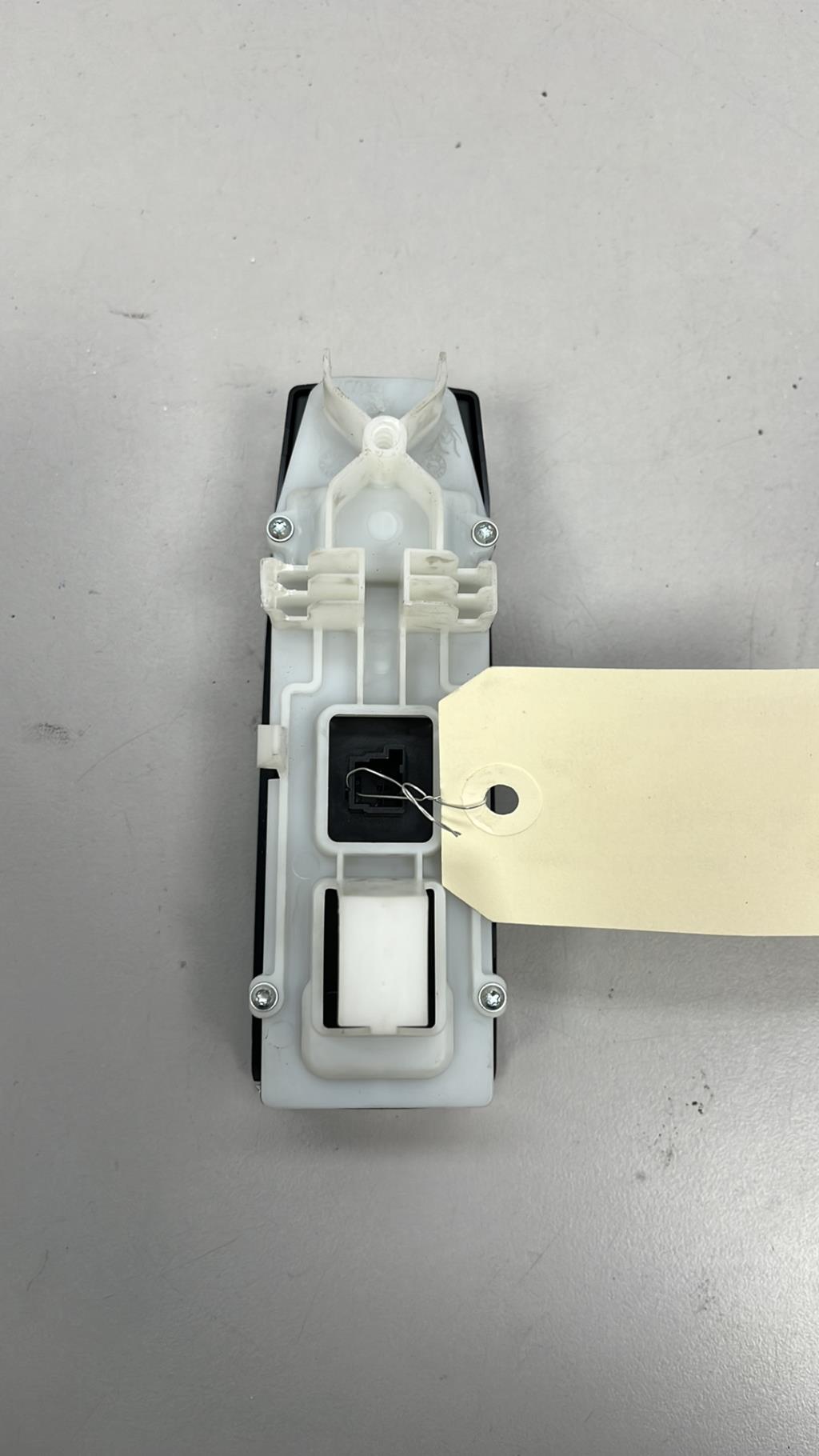 Interrupteur de leve vitre MERCEDES CLASSE E 124 PHASE 2  - 1
