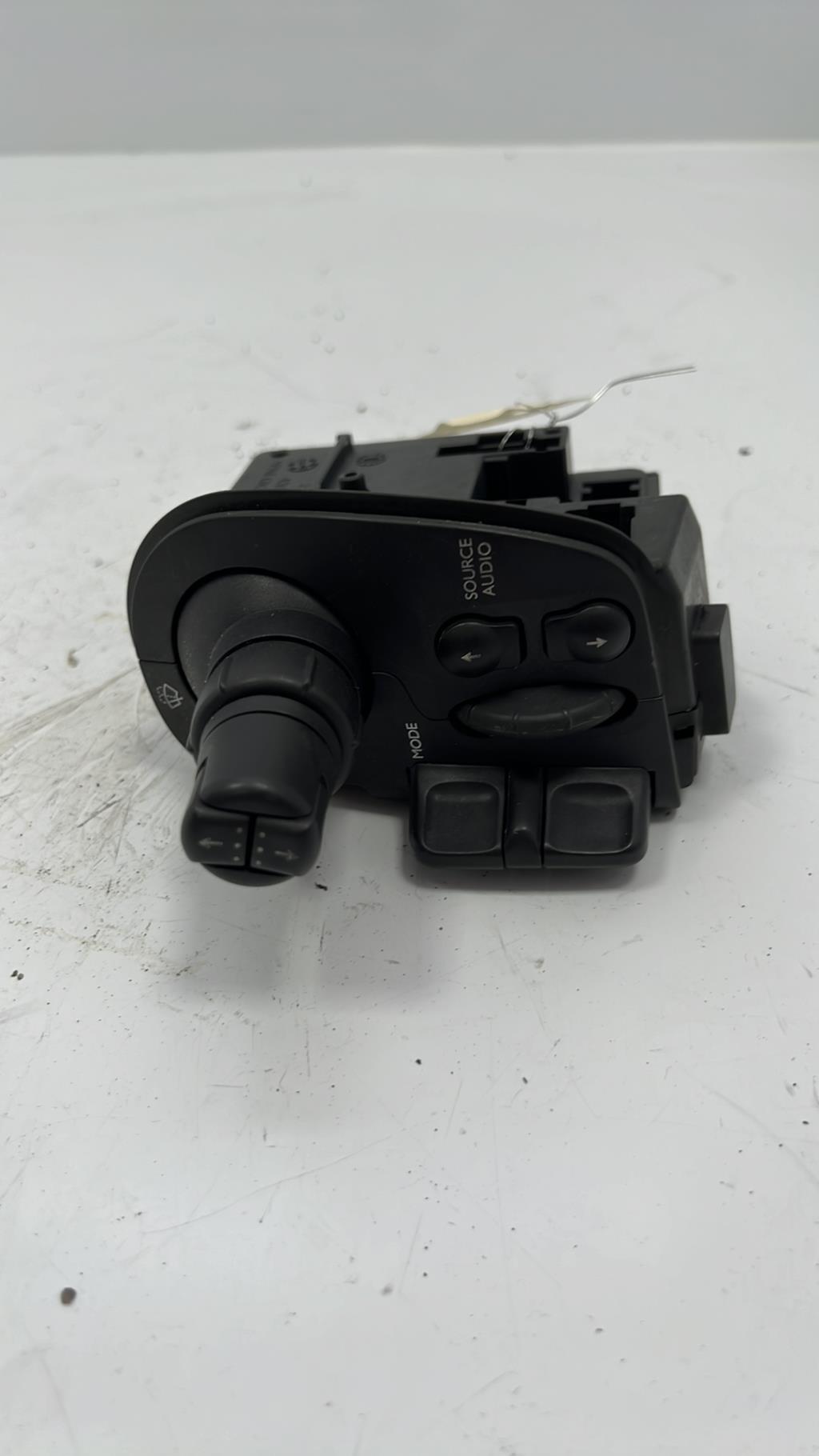 Commodo d'essuie glaces RENAULT CLIO 3 PHASE 2 Diesel - 1