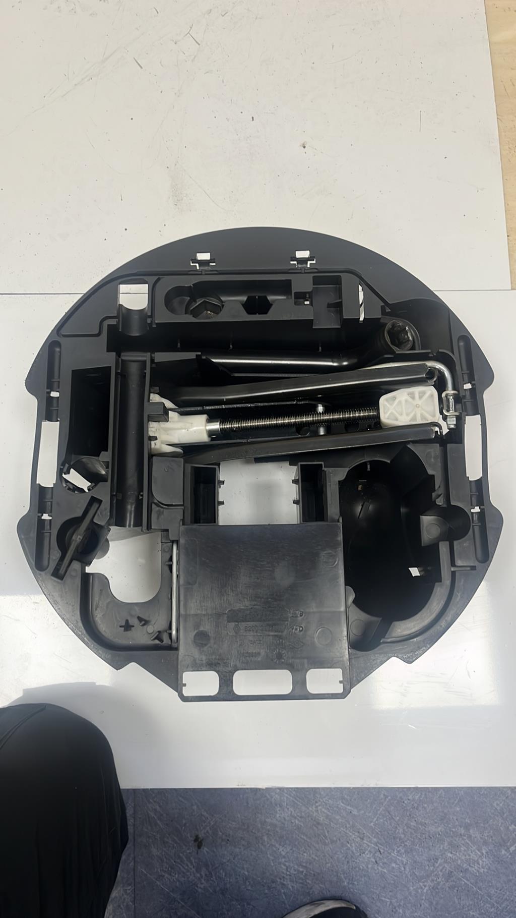 Cric (Ensemble depannage) RENAULT CLIO 3 PHASE 2 Diesel - 1