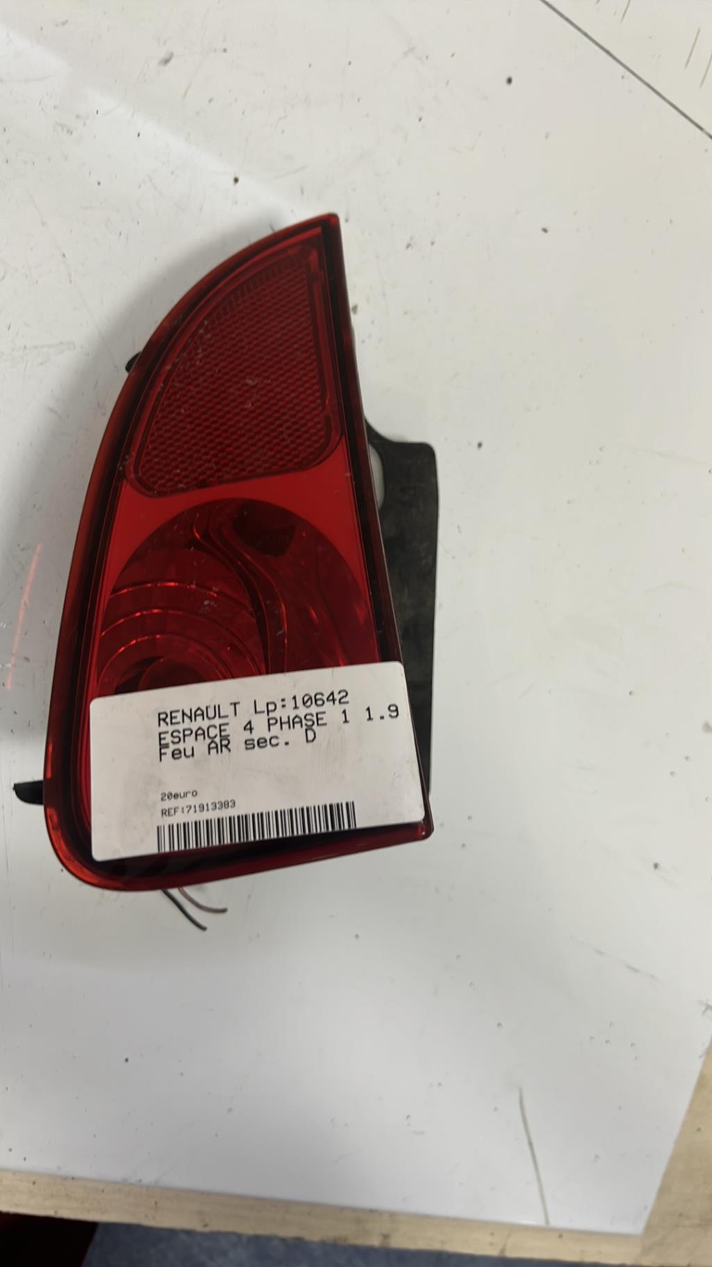 Feu arriere secondaire droit (feux) RENAULT ESPACE 4 PHASE 1 Diesel - 1