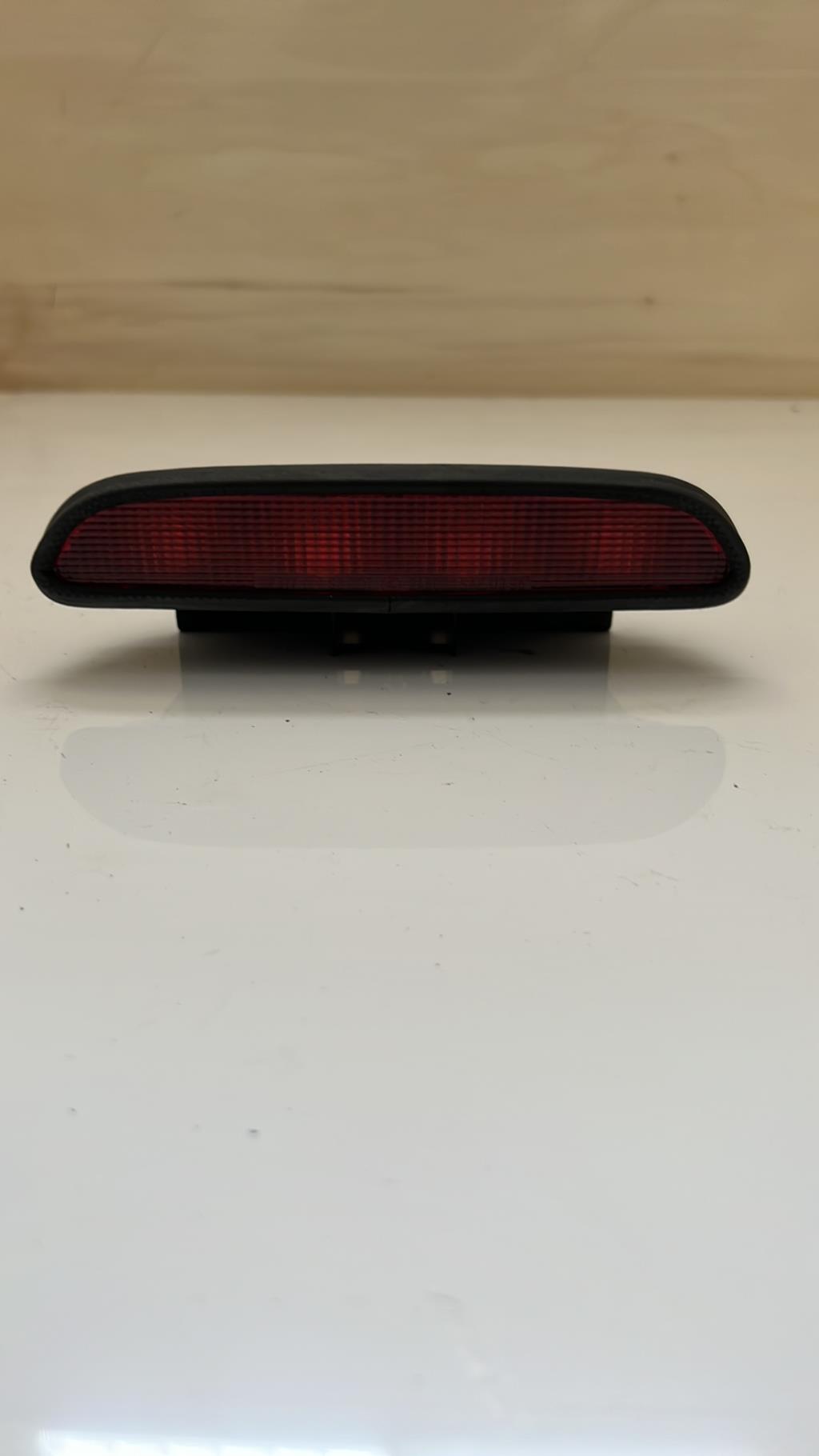 Feu arriere stop central MERCEDES CLASSE A 168 PHASE 1 Essence - 1