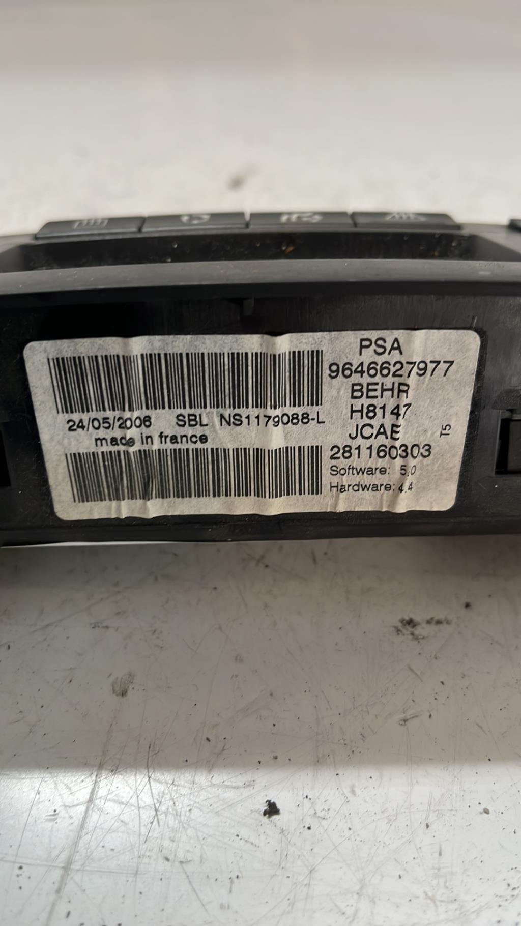 Commande chauffage PEUGEOT 307 PHASE 2 Essence - 1