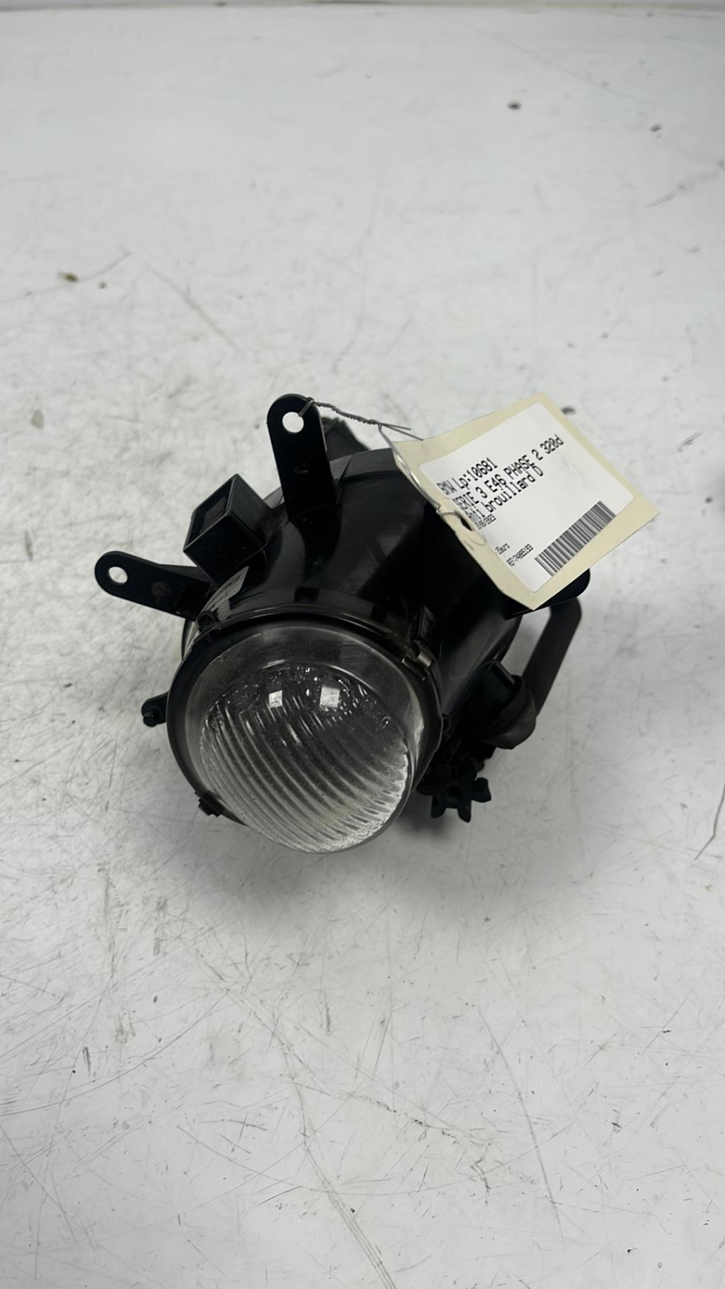 Anti brouillard droit (feux) BMW SERIE 3 E46 PHASE 2 Diesel - 1