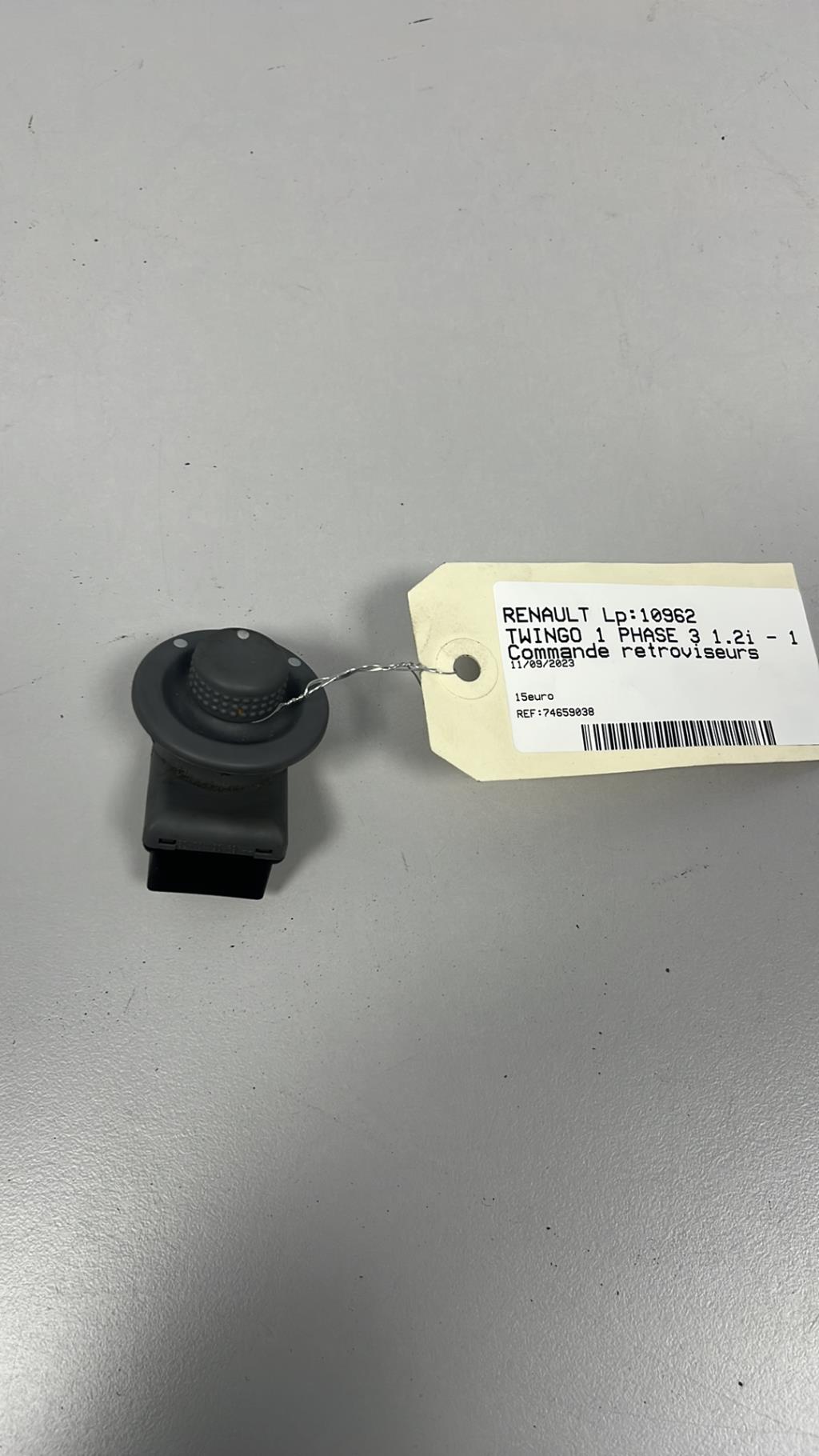 Commande retroviseurs RENAULT TWINGO 1 PHASE 3 Essence - 1
