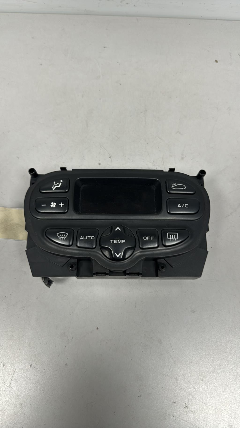 Commande chauffage PEUGEOT 206 PHASE 1 CABRIOLET Essence - 1