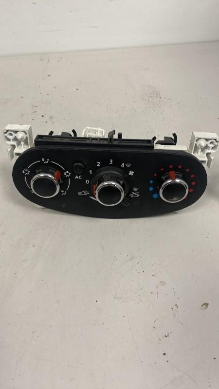 Commande chauffage DACIA LODGY PHASE 1 Diesel - 1
