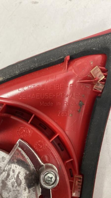 Feu arriere secondaire gauche (feux) VOLKSWAGEN GOLF  - 1