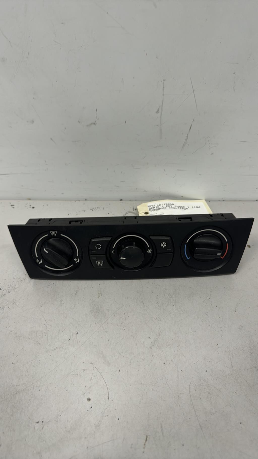 Commande chauffage BMW SERIE 1 E87 PHASE 1 Diesel - 1