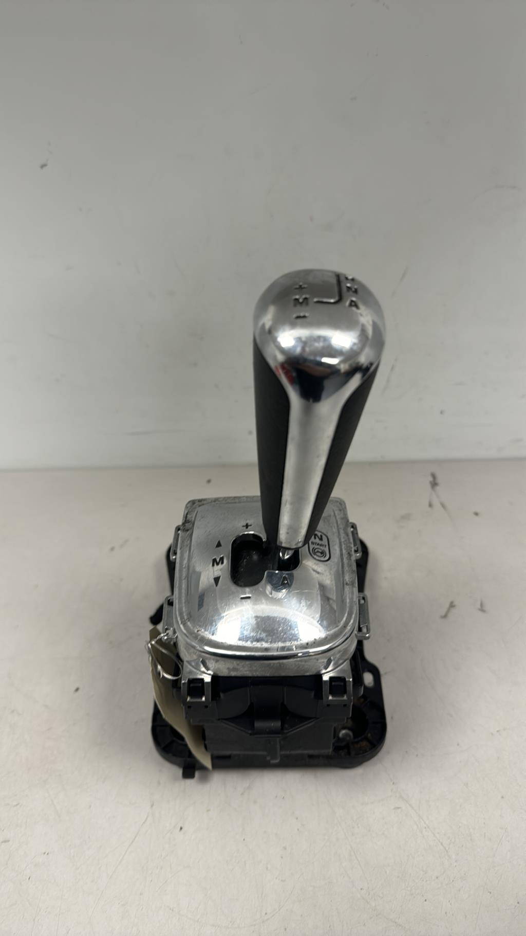 Levier de vitesses PEUGEOT 208 1 PHASE 1 Diesel - 1