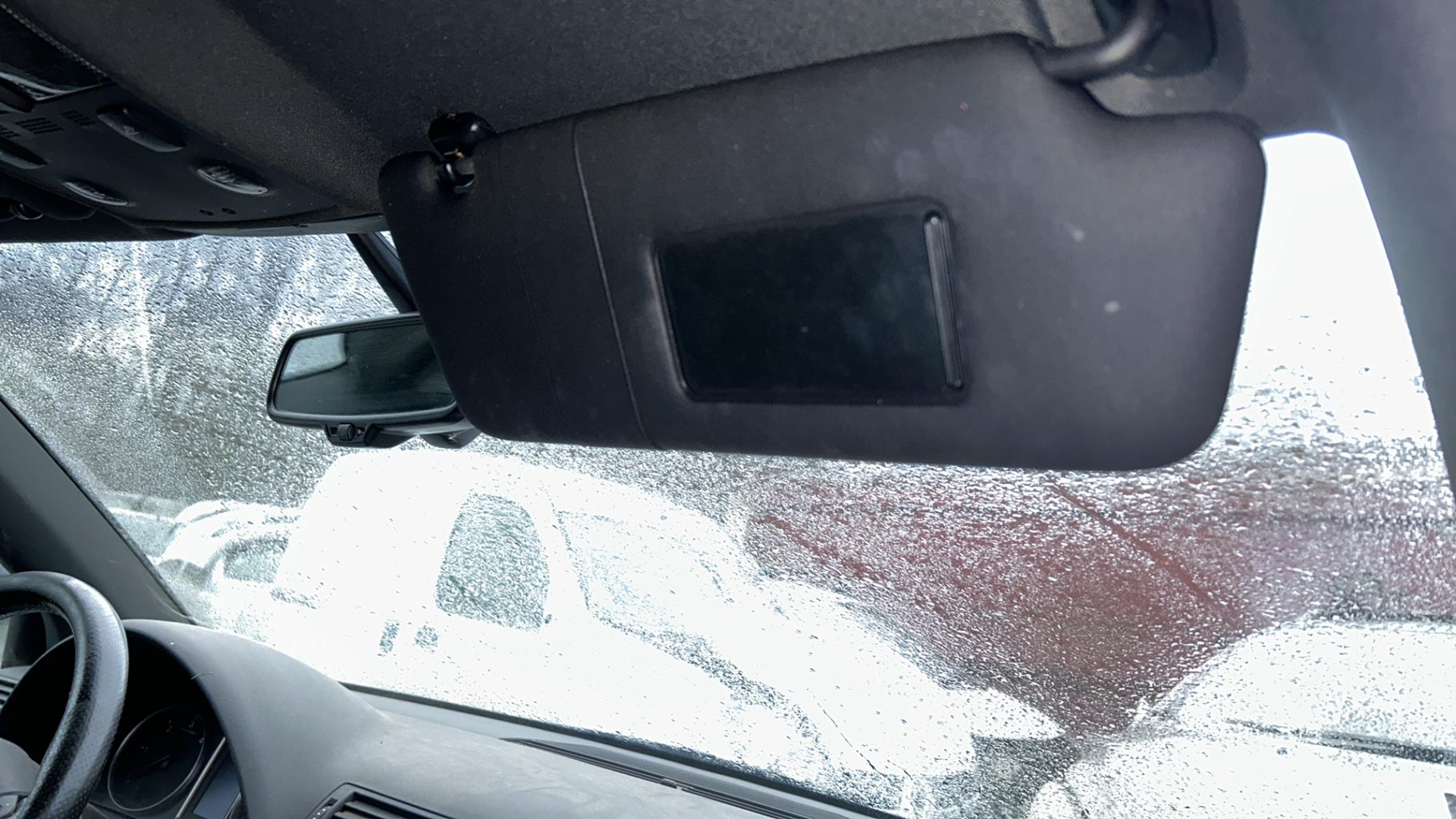 Pare soleil droit AUDI A4 2 AVANT PHASE 1 BREAK Diesel - 1