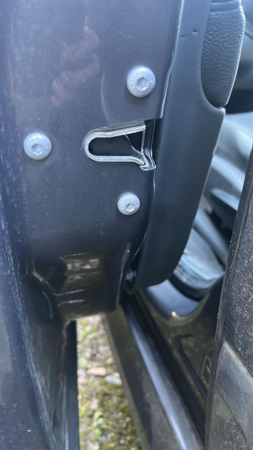 Serrure avant gauche SAAB 9.3 2 SPORT HATCH PHASE 1 BREAK Diesel - 1