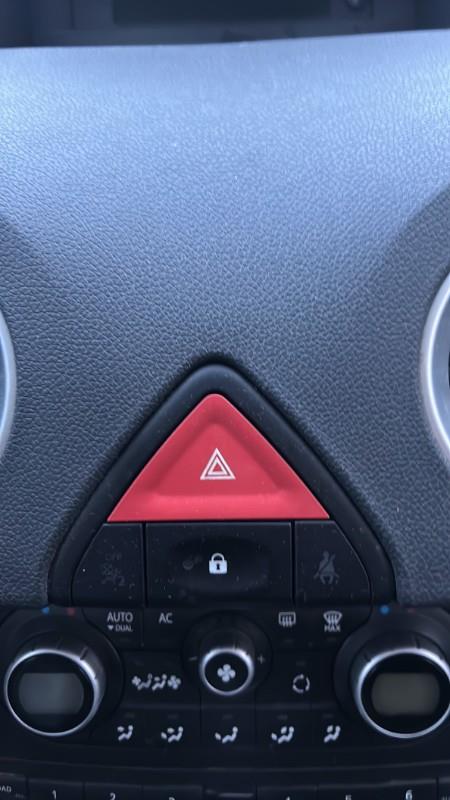Bouton de warning RENAULT KOLEOS 1 PHASE 1 Diesel - 1