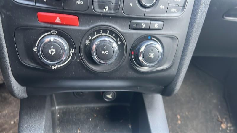 Commande chauffage CITROEN C4 2 PHASE 1 Essence - 1