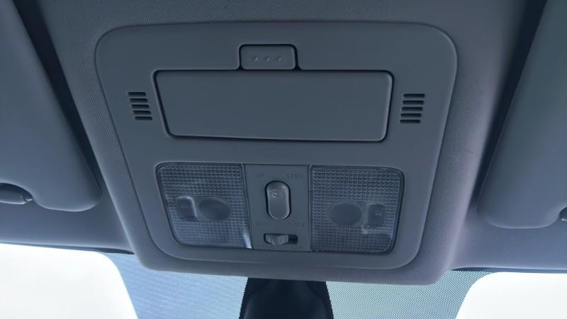 Eclairage de plafonnier RENAULT KOLEOS 1 PHASE 1 Diesel - 1