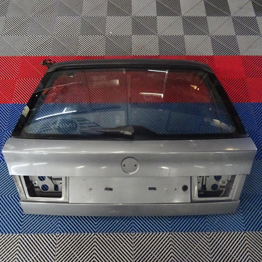 Malle/Hayon arriere BMW SERIE 5 E34  - 1