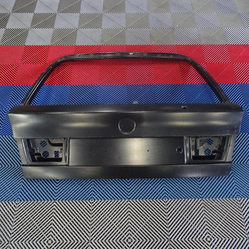 Malle/Hayon arriere BMW SERIE 5 E34  - 1