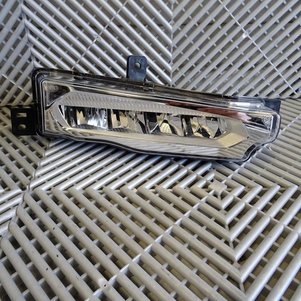 Fendinebbia destro (luci) BMW X3 G01  - 1