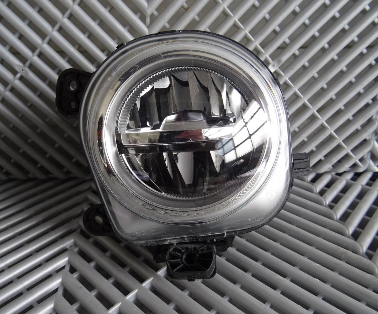 Fendinebbia destro (luci) BMW X3 F25 PHASE 1  - 1
