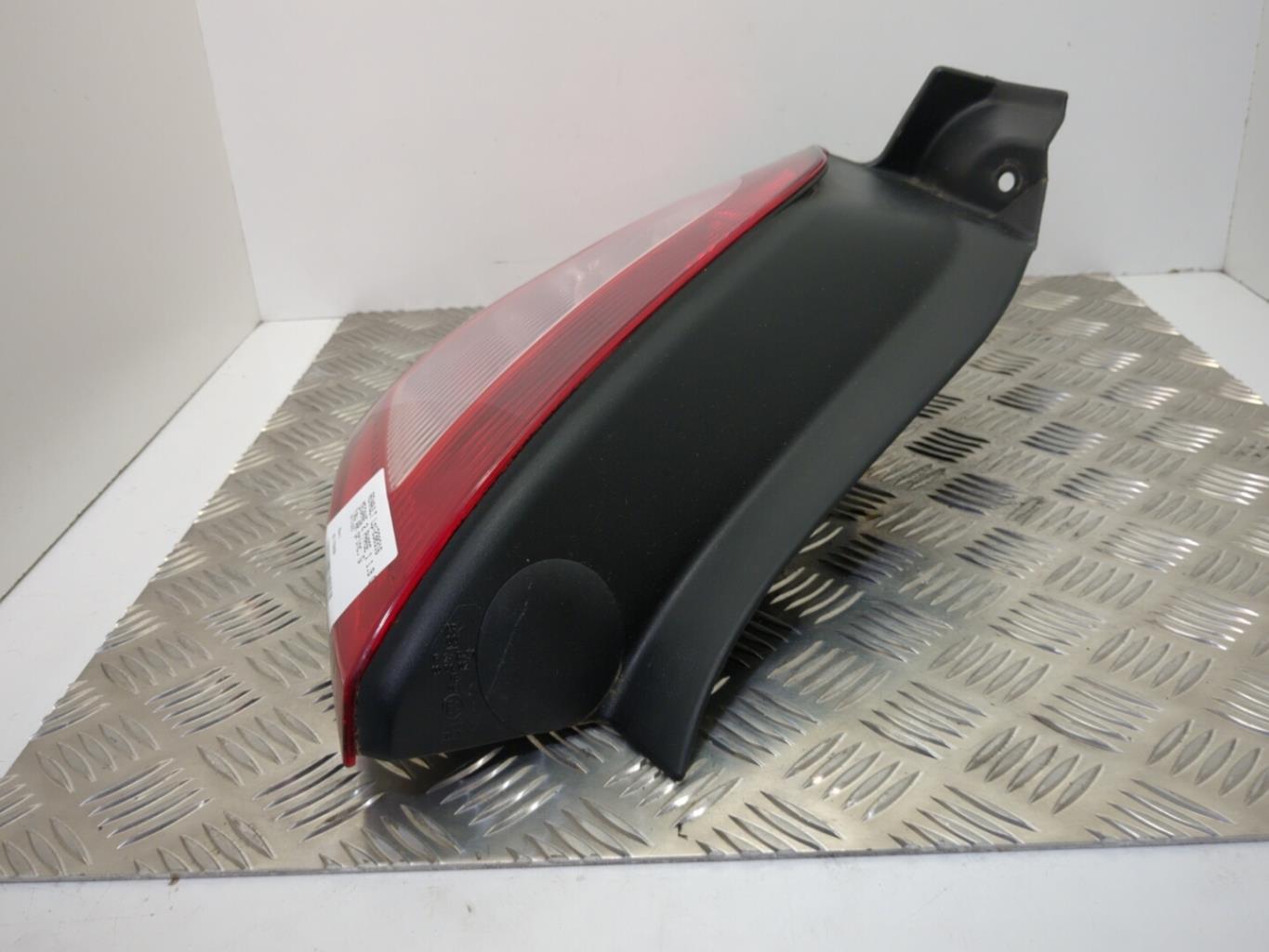 Fanale posteriore principale sinistro (luci) RENAULT MEGANE 2 PHASE 1 Diésel - 1