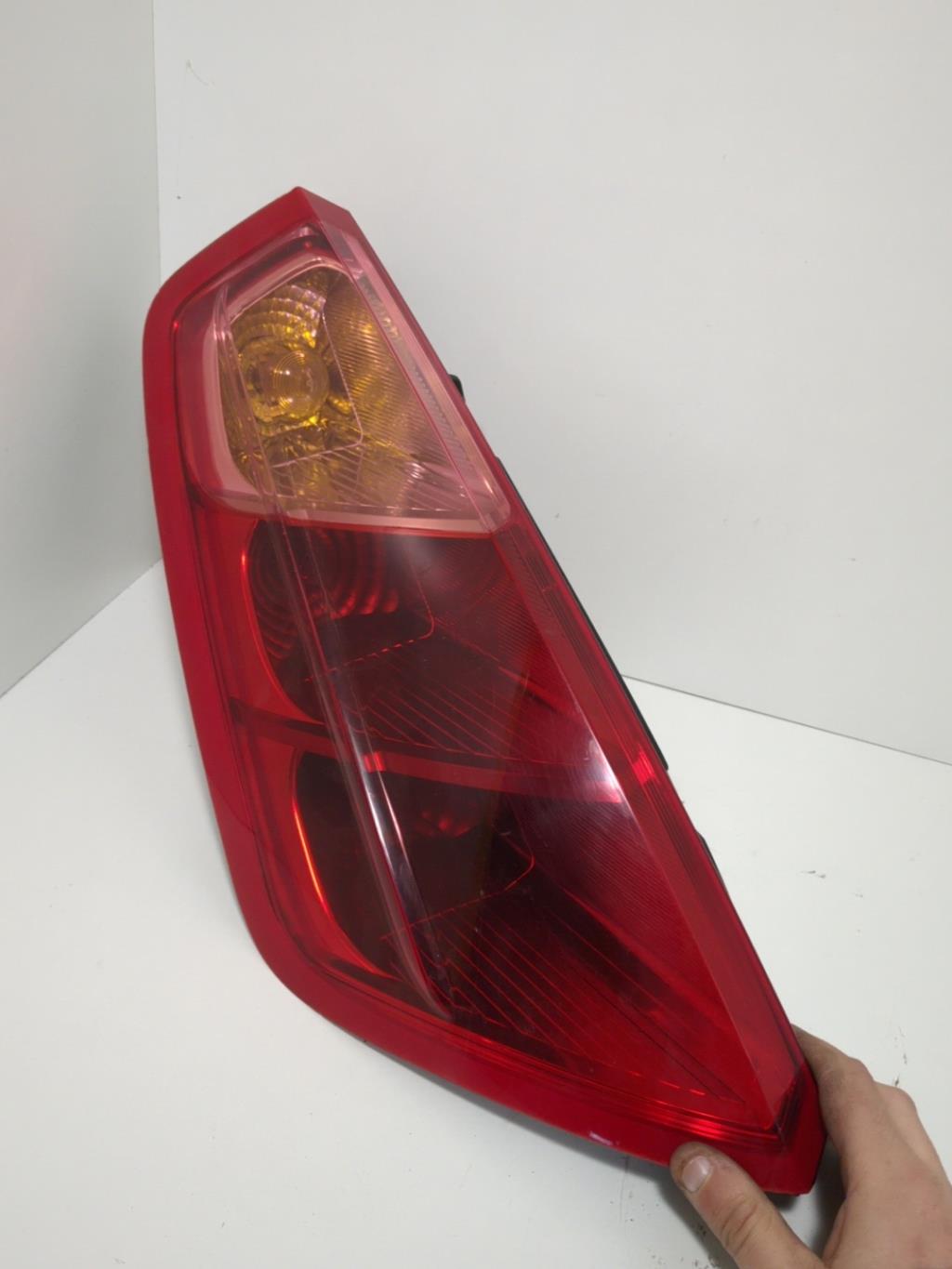 Fanale posteriore principale sinistro (luci) FIAT PUNTO 2 PHASE 1 Gasolina - 1