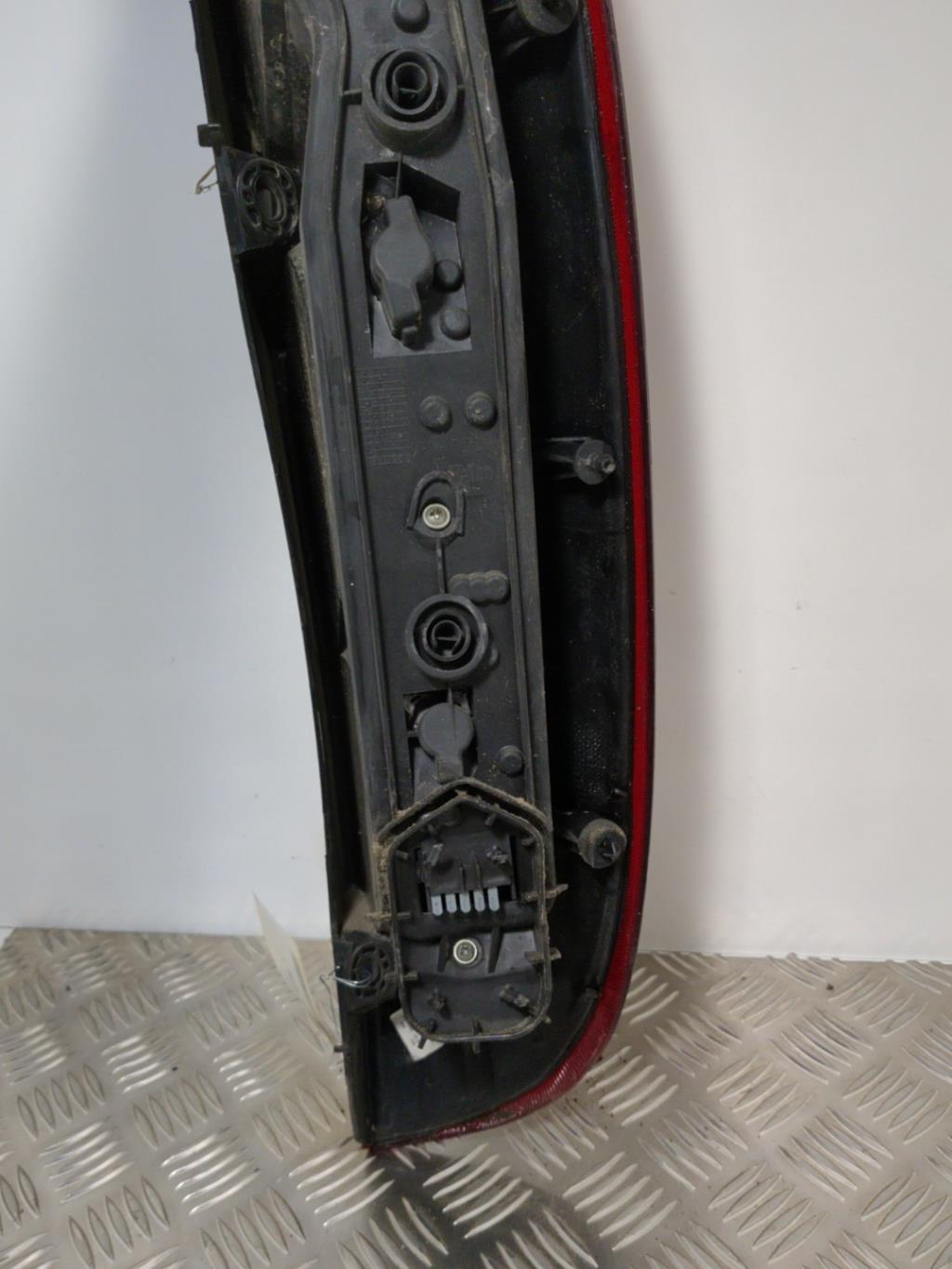 Fanale posteriore principale sinistro (luci) OPEL CORSA C PHASE 1 Gasolina - 1