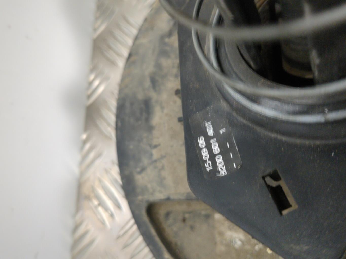 Treuil de roue de secours RENAULT CLIO 3 PHASE 1 Diesel - 1