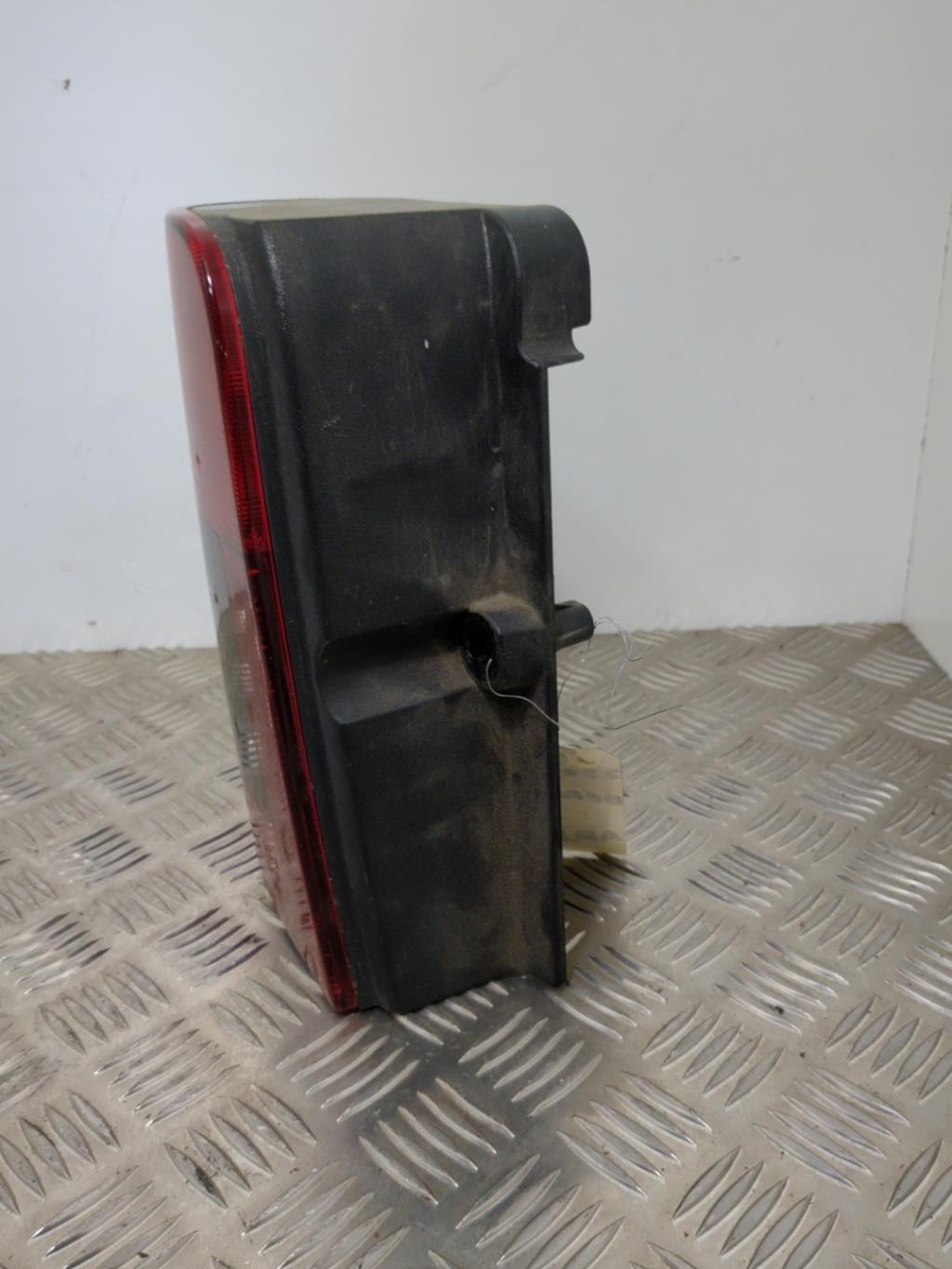Fanale posteriore principale destro (luci) CITROEN BERLINGO 1 PHASE 2 Gasolina - 1