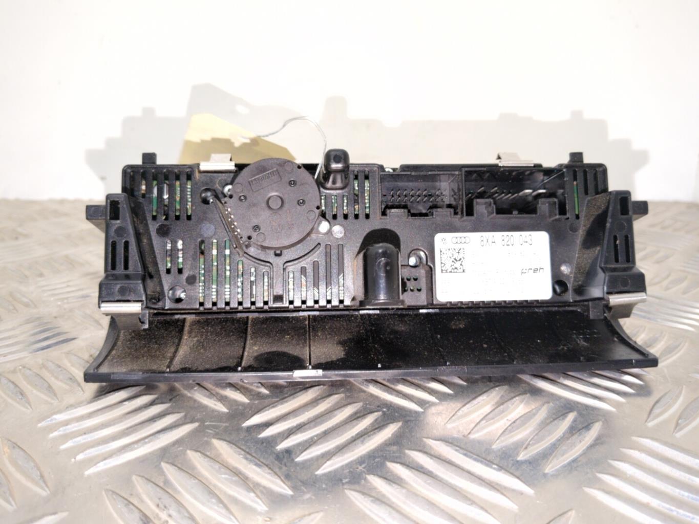 Commande chauffage AUDI A1 1 S1 PHASE 2 Essence - 1
