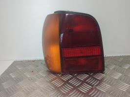 Fanale posteriore principale sinistro (luci)