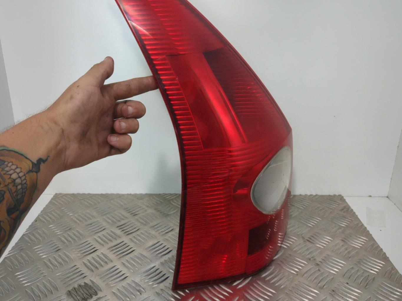 Fanale posteriore principale sinistro (luci) RENAULT MEGANE 2 PHASE 1 BREAK Gasolina - 1