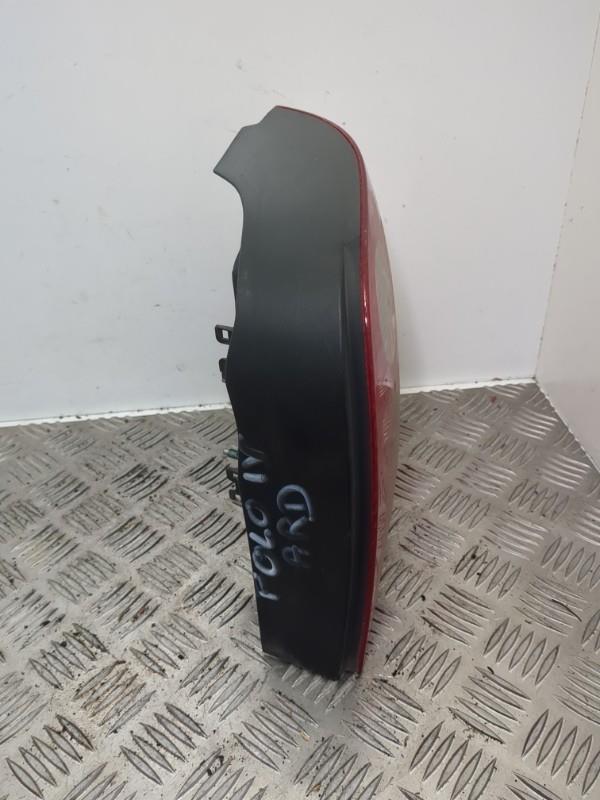 Fanale posteriore principale destro (luci) VOLKSWAGEN POLO 4 PHASE 1 Diésel - 1