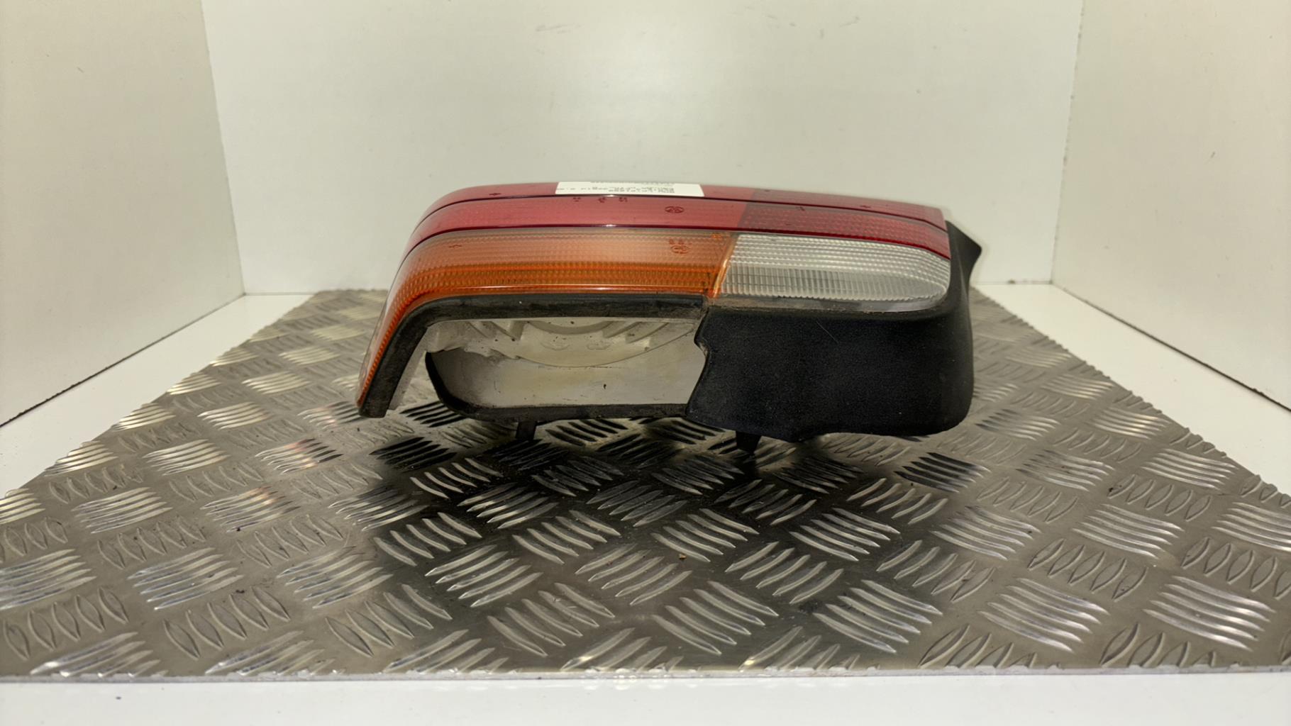 Fanale posteriore principale destro (luci) BMW SERIE 3 E36 Diésel - 1