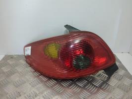 Fanale posteriore principale sinistro (luci)