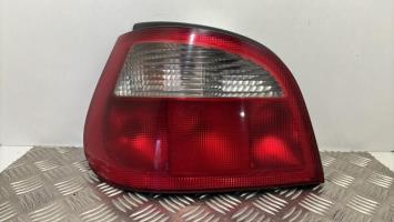 Fanale posteriore principale sinistro (luci)