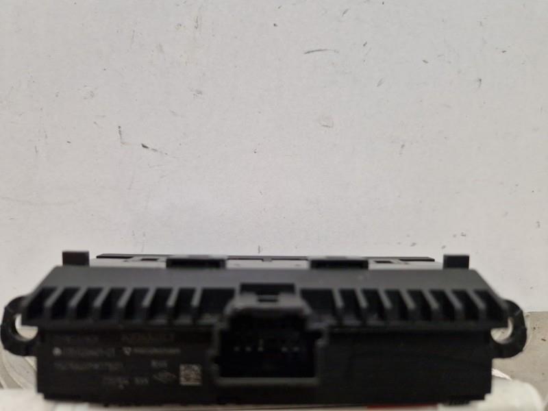 Bouton/Interrupteur RENAULT CLIO 5 Essence - 1