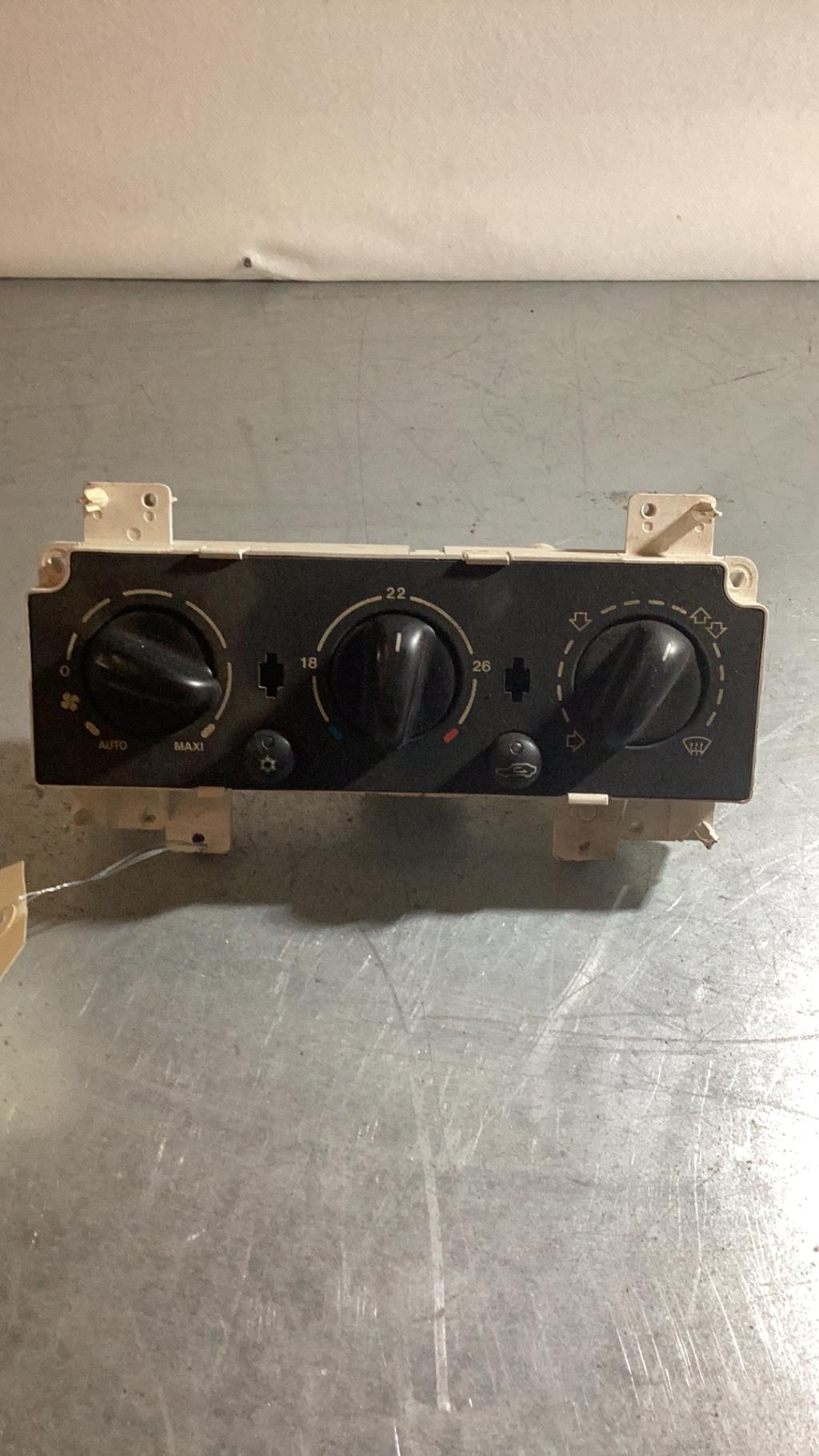 Commande chauffage CITROEN XSARA  - 1