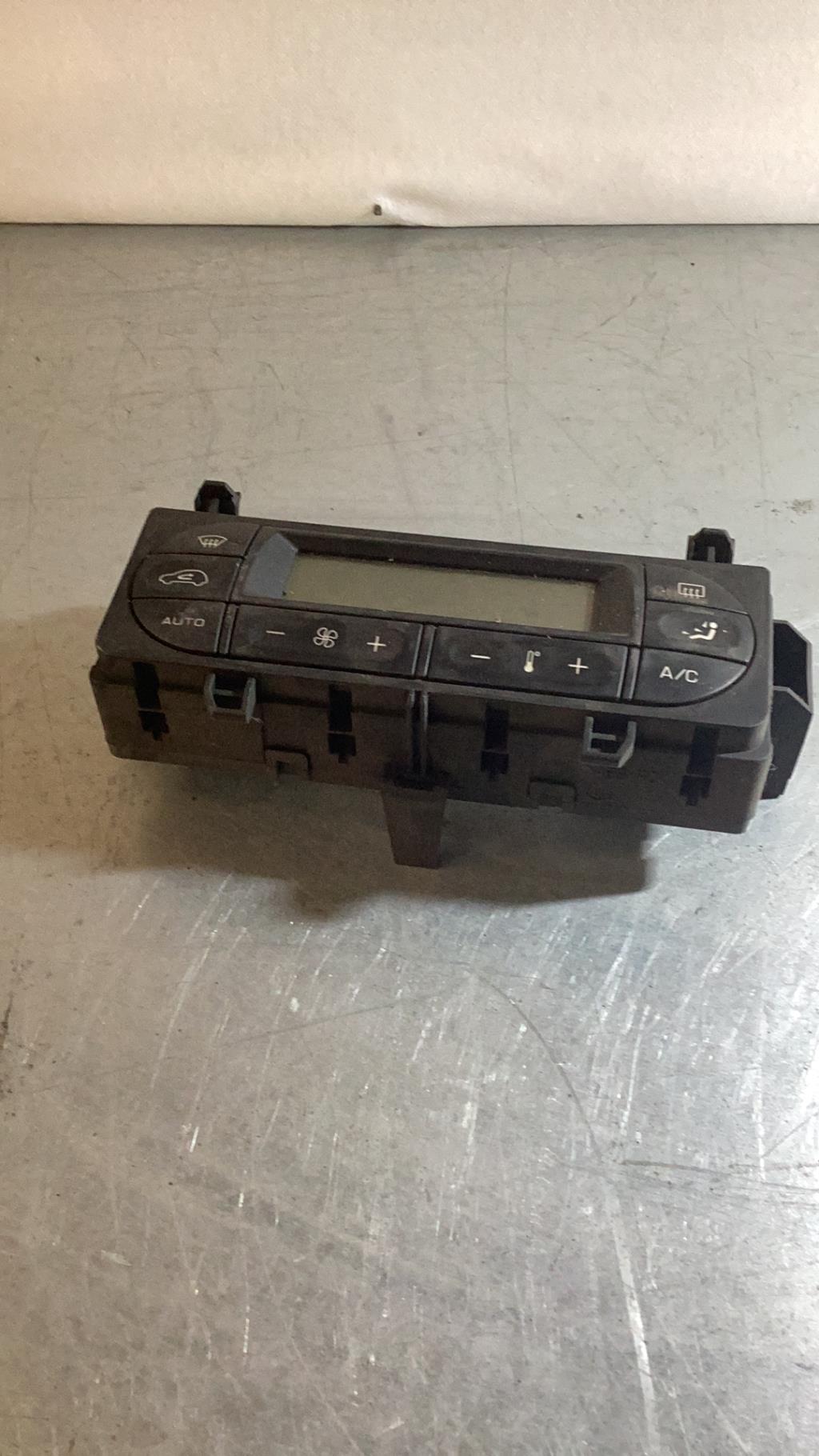 Commande chauffage CITROEN C2  - 1