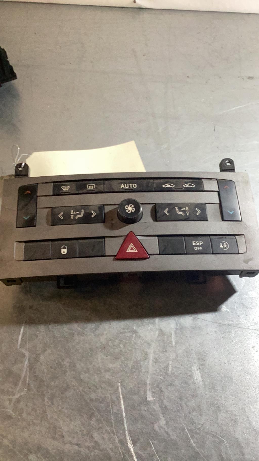 Commande chauffage PEUGEOT 407  - 1