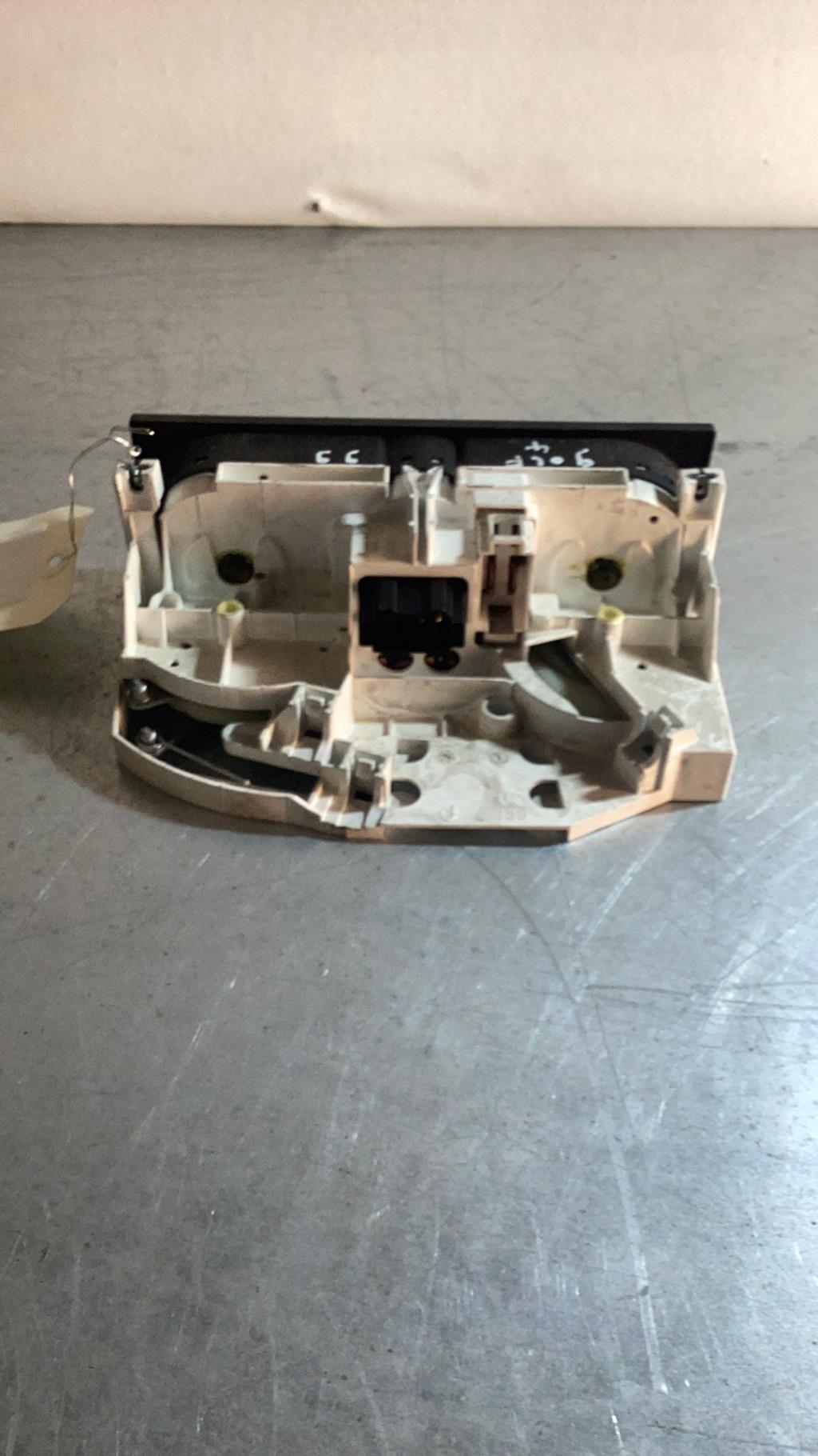 Commande chauffage VOLKSWAGEN GOLF 4  - 1