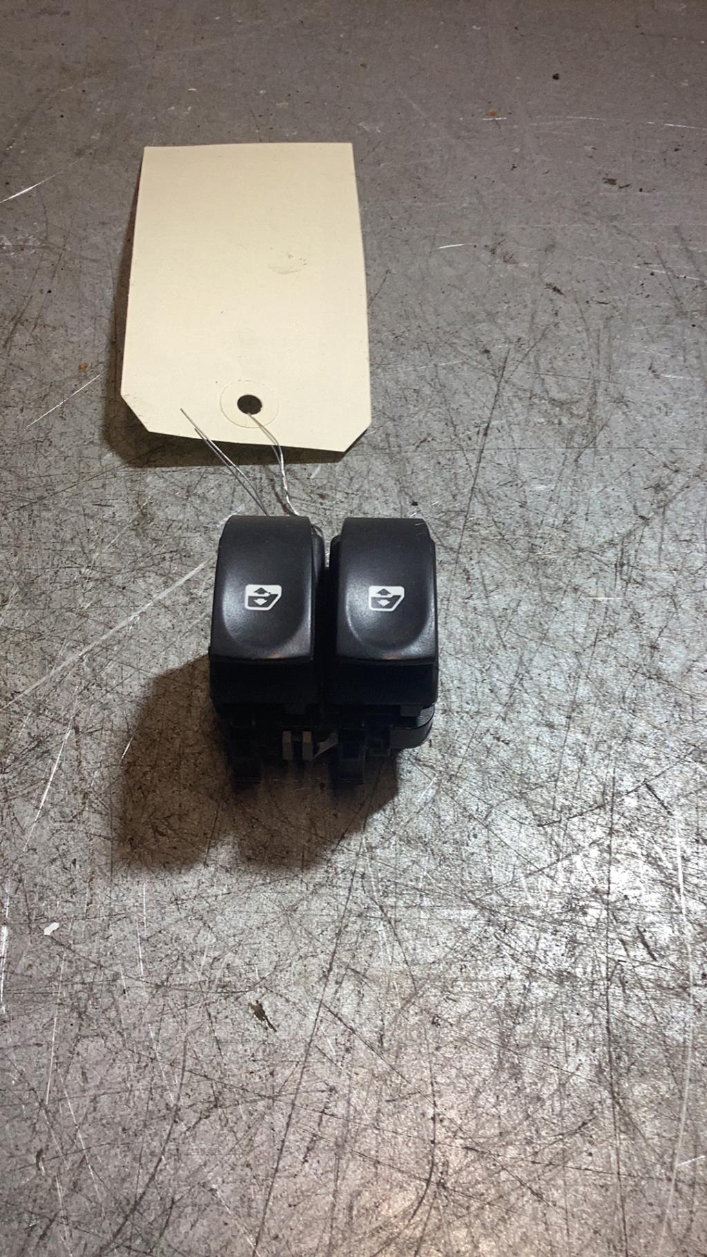 Interrupteur de leve vitre RENAULT TWINGO  - 1