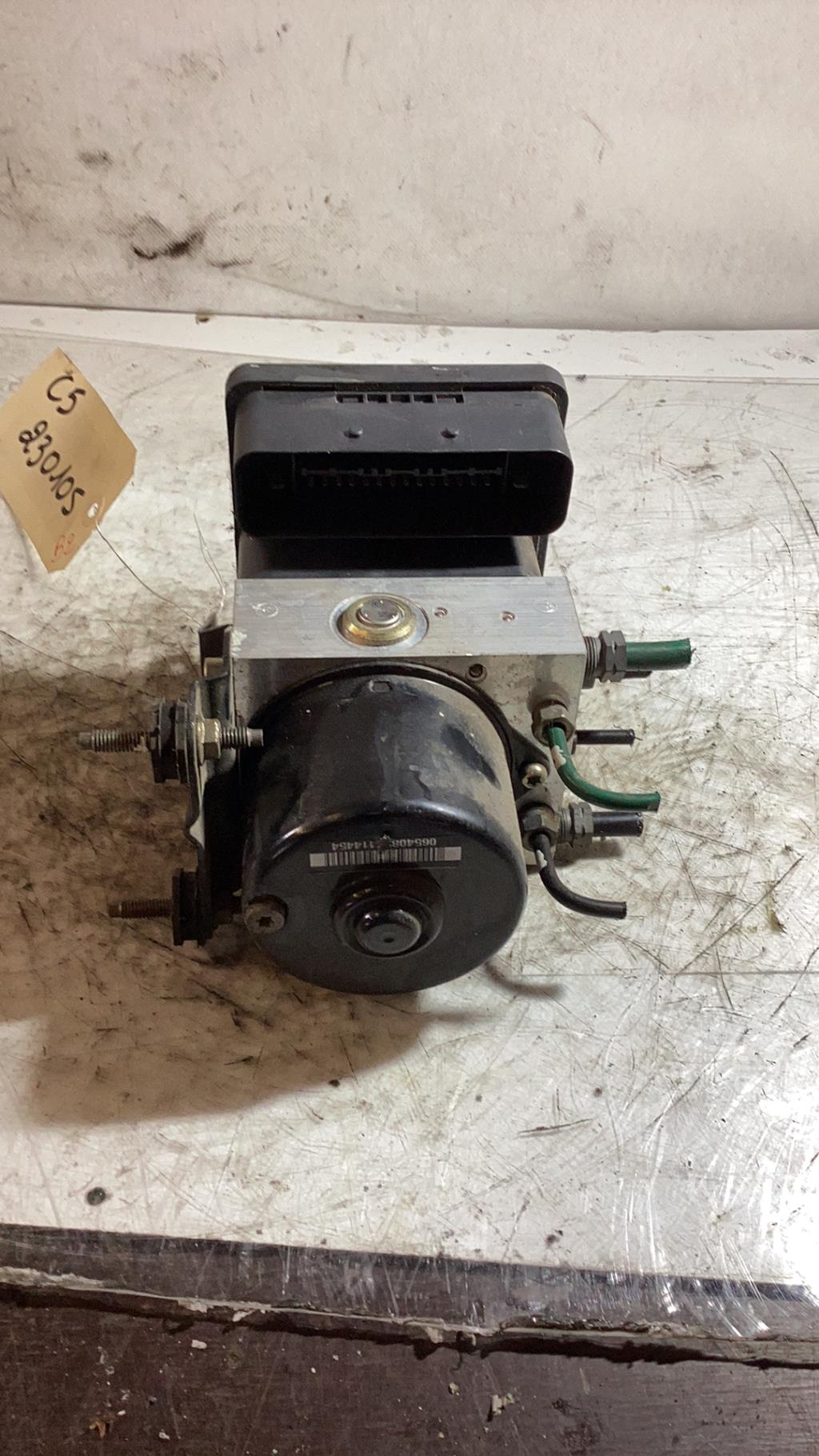 Bloc ABS (freins anti-blocage) CITROEN C5 1 PHASE 2 Diesel - 1
