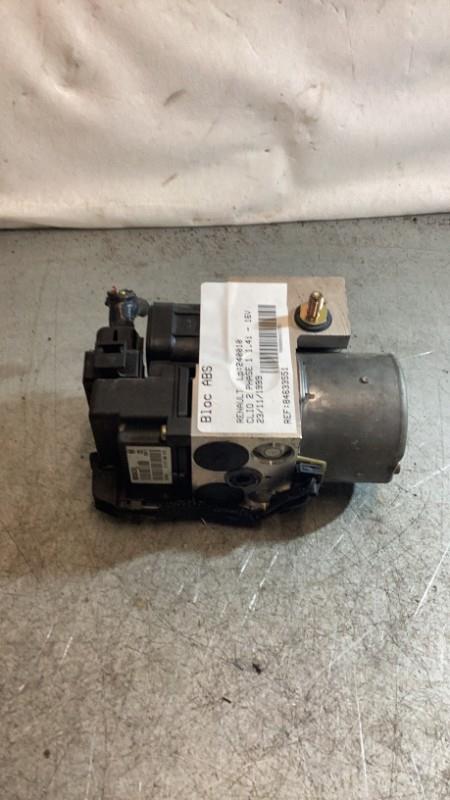 Bloc ABS (freins anti-blocage) RENAULT CLIO 2 PHASE 1 Essence - 1