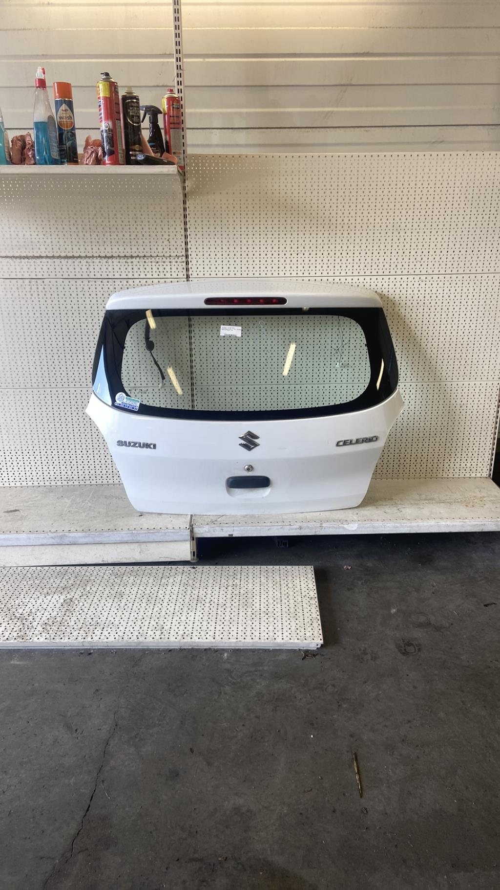Malle/Hayon arriere SUZUKI CELERIO Essence - 1