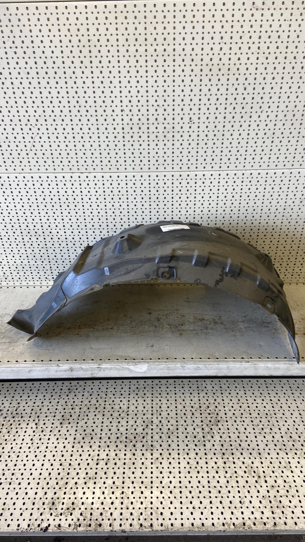 Pare boue avant droit MAZDA 2.0 MZR Essence - 1