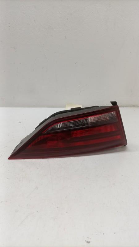 Feu arriere secondaire gauche (feux) AUDI A3 3 LIMOUSINE PHASE 1 Diesel - 1