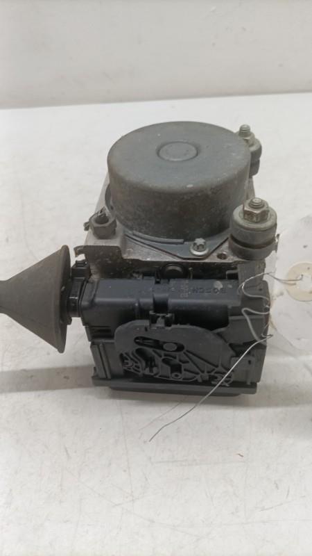 Bloc ABS (freins anti-blocage) RENAULT CLIO 3 PHASE 2 Essence - 1