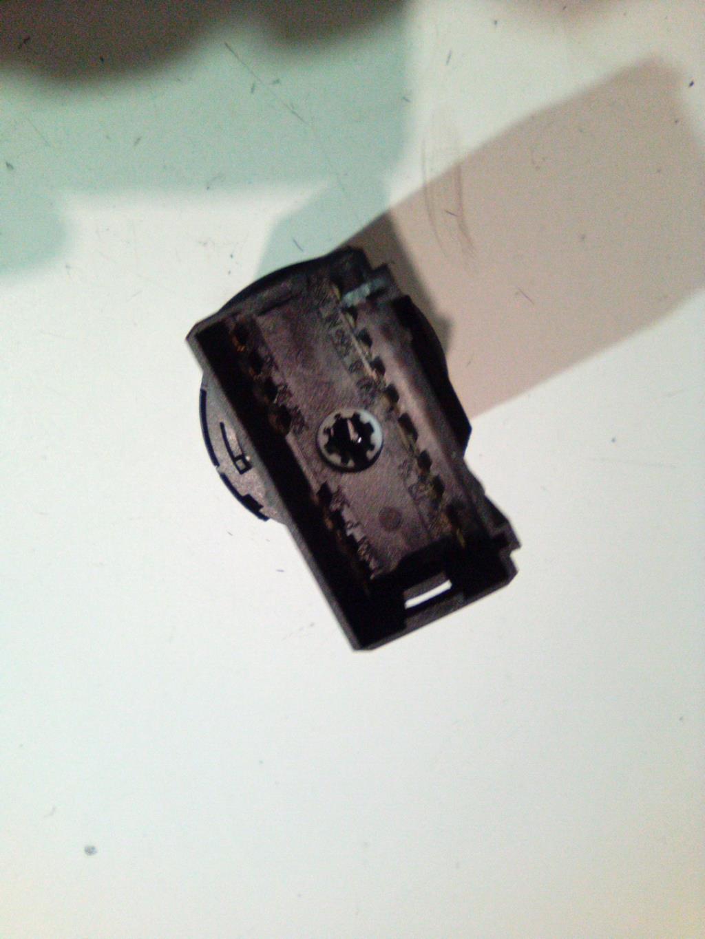 Commande de phare VOLKSWAGEN UP PHASE 1 Essence - 1