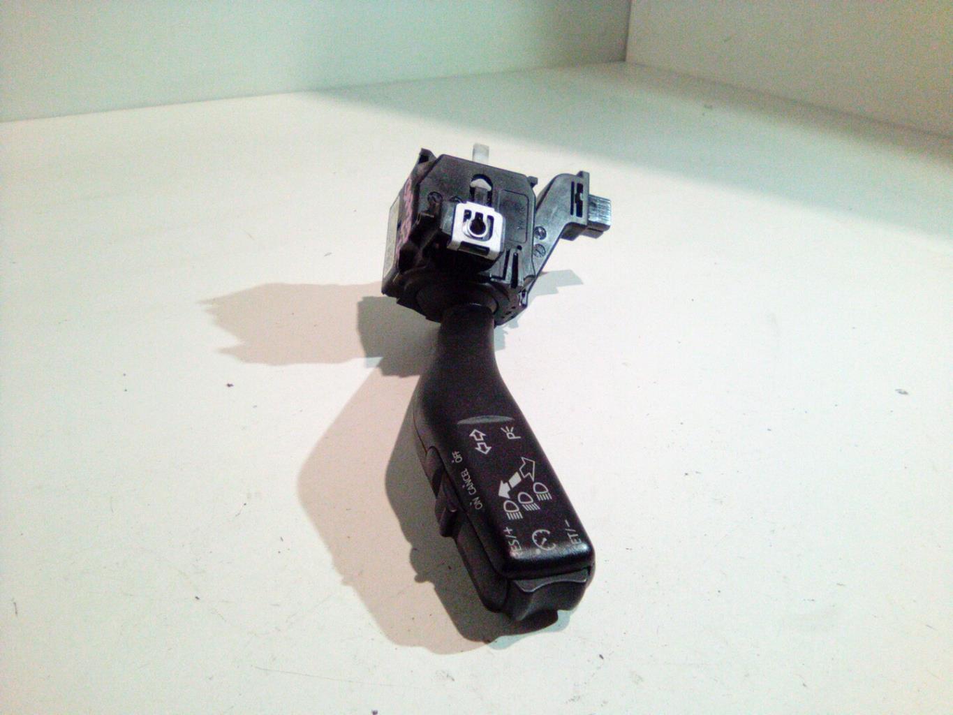 Commodo phare VOLKSWAGEN GOLF 6 Diesel - 1