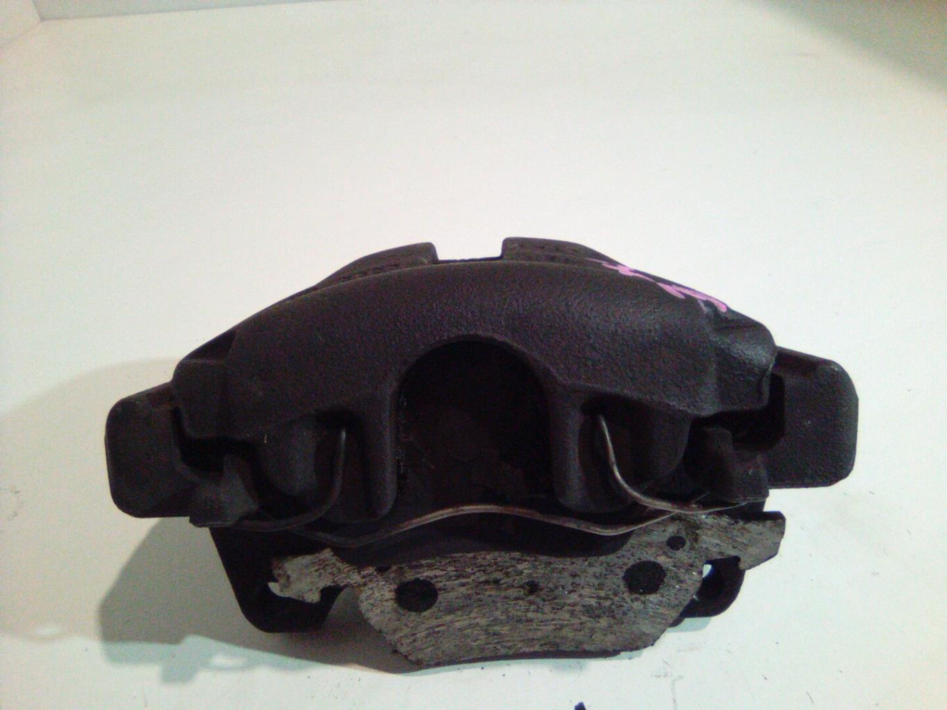 Etrier avant droit (freinage) AUDI A4 2 AVANT PHASE 1 BREAK Diesel - 1